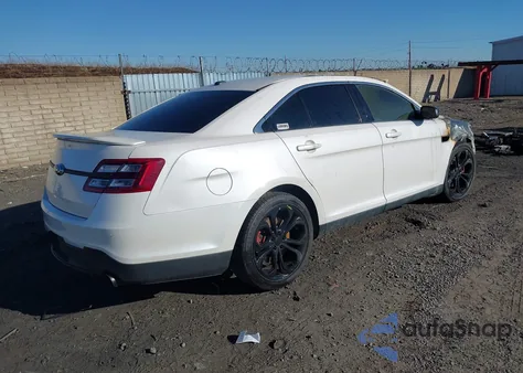 2018 Ford Taurus Sho z USA, uszkodzony, nr VIN 1FAHP2KT4JG135854
